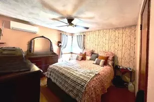 44 Wilson Ave, Chicopee, MA 01013 - Photo 10