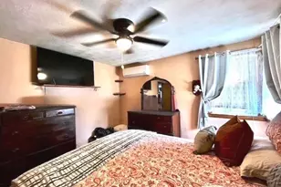 44 Wilson Ave, Chicopee, MA 01013 - Photo 12