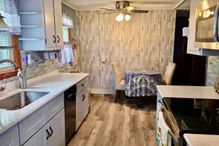 44 Wilson Ave, Chicopee, MA 01013 - Photo 4