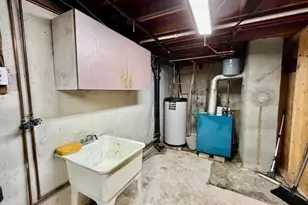 44 Wilson Ave, Chicopee, MA 01013 - Photo 26