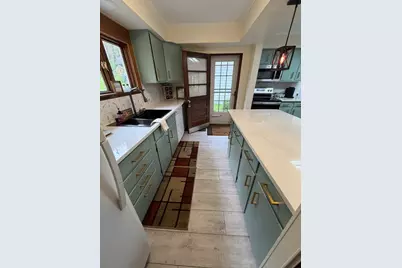 31 Millard Ave, Clarksburg, MA 01247 - Photo 2