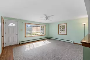 500 Oak Hill Rd, Fitchburg, MA 01420 - Photo 6