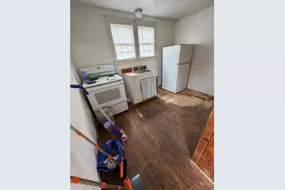 19 Upland Rd, Pittsfield, MA 01201 - Photo 4