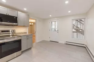 32 Pearl St, Leominster, MA 01453 - Photo 4