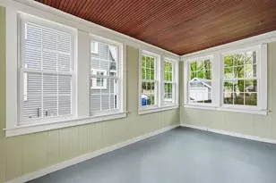 77 Dorset St, Springfield, MA 01108 - Photo 12