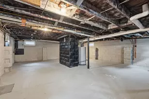 77 Dorset St, Springfield, MA 01108 - Photo 24