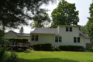 18 Highland Park Dr, West Springfield, MA 01089 - Photo 32