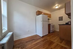 10 Yeamans St, Revere, MA 02150 - Photo 4