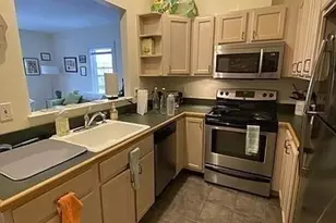 17 Centre St, Cambridge, MA 02139 - Photo 4