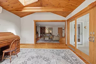 104 S Shore Dr, Sturbridge, MA 01566 - Photo 6