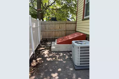 13 Moulton St, Lynn, MA 01905 - Photo 14