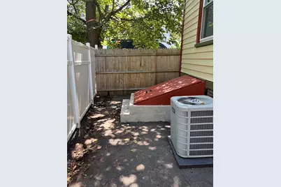 13 Moulton St, Lynn, MA 01905 - Photo 12