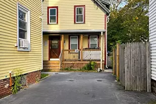13 Moulton St, Lynn, MA 01905 - Photo 1