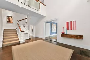 17 Farrar St, Cambridge, MA 02138 - Photo 4