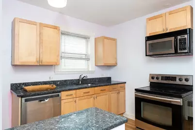 32 Almont St #32-1, Medford, MA 02155 - Photo 6
