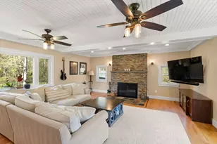 266 Willow St, Mansfield, MA 02048 - Photo 10