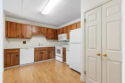 235 Winthrop St #4401, Medford, MA 02155 - Photo 14