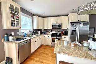 9 Park St, Boston, MA 02122 - Photo 4
