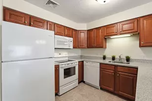 27 Greenleaves, Amherst, MA 01002 - Photo 16