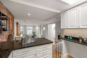 37 Bay State Rd, Boston, MA 02215 - Photo 10