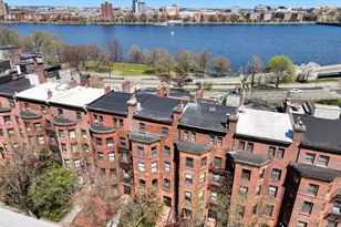 37 Bay State Rd, Boston, MA 02215 - Photo 32