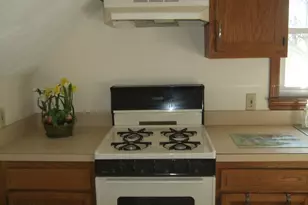 34 Moore Ave, Franklin, MA 02038 - Photo 6