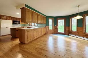 399 Central Turnpike, Sutton, MA 01590 - Photo 10