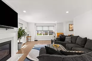 13 Woodlands Rd, Salem, MA 01970 - Photo 4