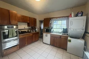 132 Kilsyth Rd, Boston, MA 02135 - Photo 6