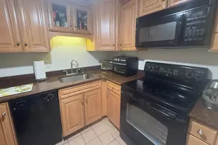164 Galen St, Watertown, MA 02472 - Photo 8