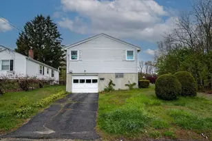 20 Winneconnett Rd, Worcester, MA 01605 - Photo 2