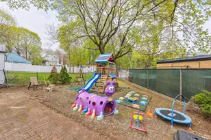951 Canterbury St, Boston, MA 02131 - Photo 34