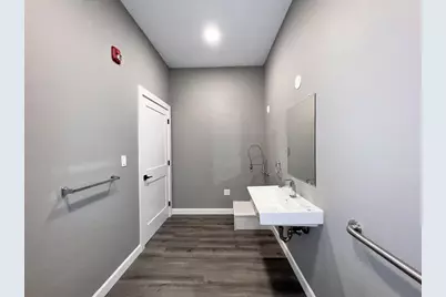 1049 Main St #C, Brockton, MA 02301 - Photo 12