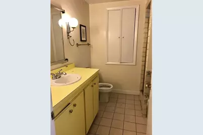 43 Grove St #2, Boston, MA 02114 - Photo 6