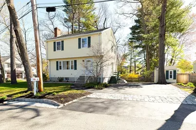 2 Marigold Ave, Wellesley, MA 02482 - Photo 2