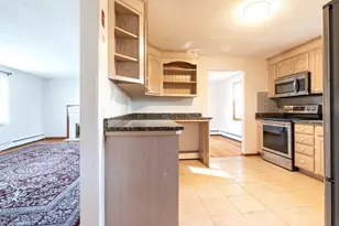 2 Marigold Ave, Wellesley, MA 02482 - Photo 8
