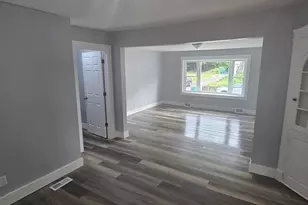 44 Winter St, Fitchburg, MA 01420 - Photo 8