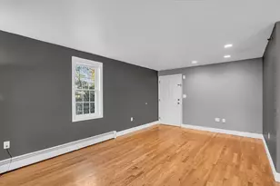 65 Lantern Ln, Dracut, MA 01826 - Photo 8