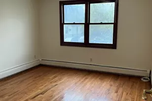 77 Star St, Pawtucket, RI 02860 - Photo 6