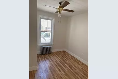 98 Maplewood Ave #1, Gloucester, MA 01930 - Photo 6