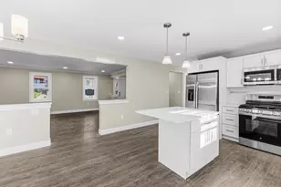 1001 Bay St, Fall River, MA 02724 - Photo 8