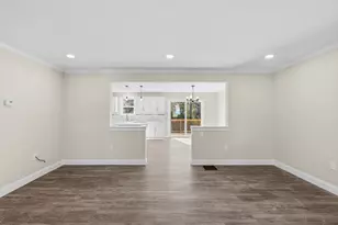 989 Bay St, Fall River, MA 02724 - Photo 16