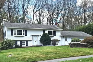 34 Fort Sumter Dr, Holden, MA 01520 - Photo 1