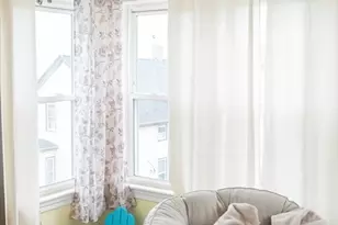 15 Oliver St, Fall River, MA 02724 - Photo 4