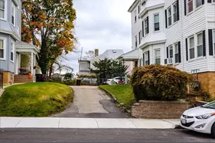 15 Oliver St, Fall River, MA 02724 - Photo 2