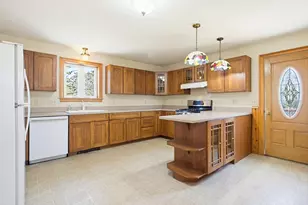 298 Providence Rd, Northbridge, MA 01588 - Photo 2