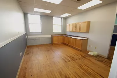 35 Water St. #1, Amesbury, MA 01913 - Photo 4