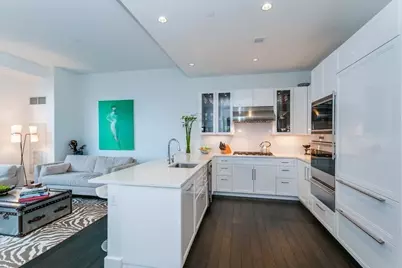 22 Liberty Dr #10I, Boston, MA 02210 - Photo 2