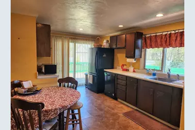 138 Lakehurst Ave, Weymouth, MA 02189 - Photo 8