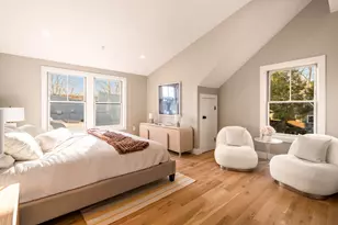 71 Greenough St, Brookline, MA 02445 - Photo 10